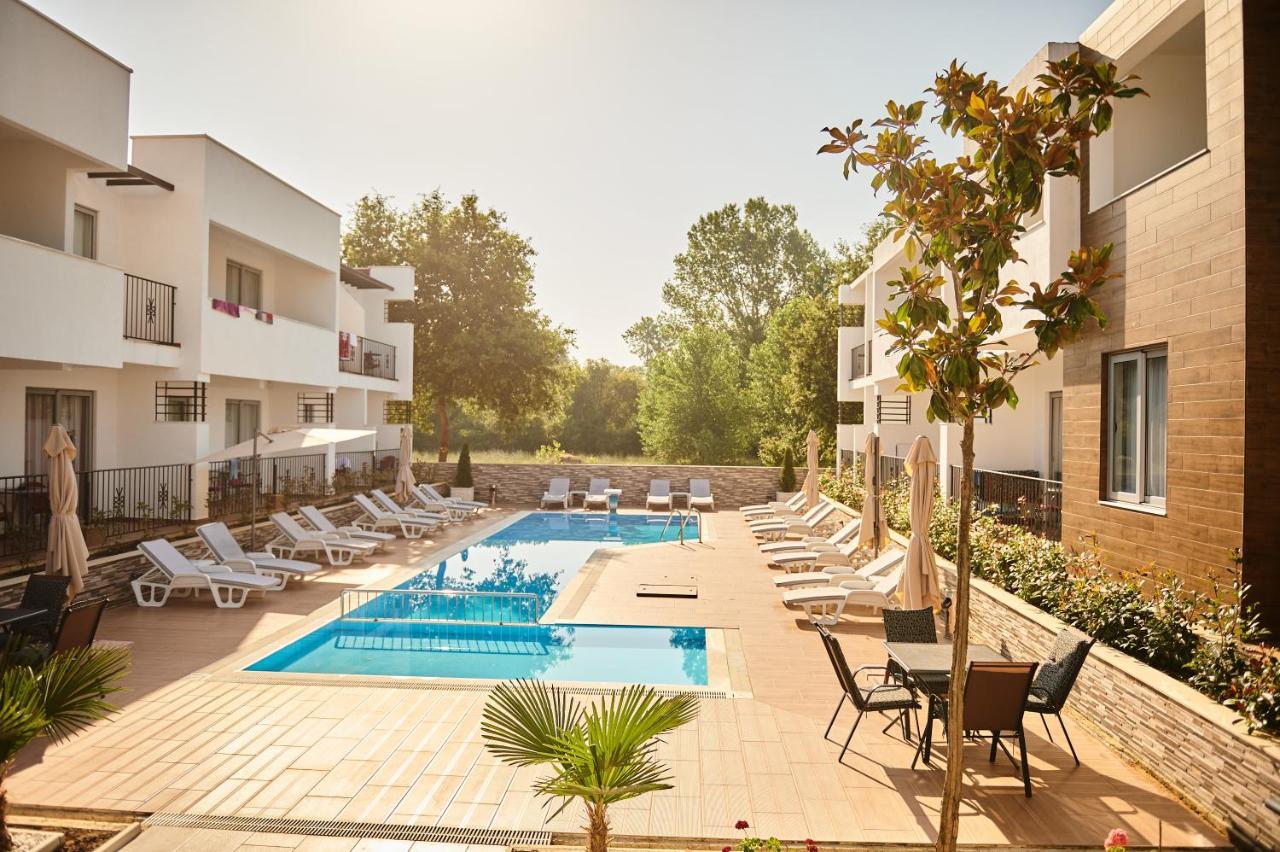 Hotel Halibas อุลซิน ภายนอก รูปภาพ
